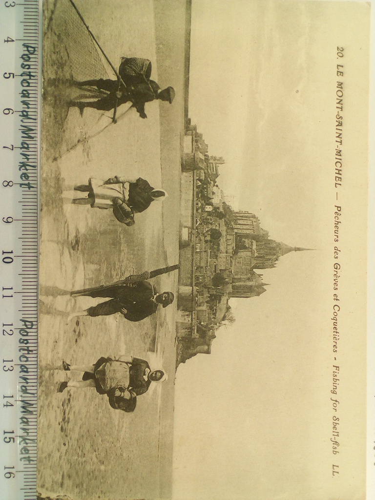/France/FR_place_19xx_LE MONT-SAINT-MICHEL. Pecheurs des Greves et Coquetieres. Fishing for Shell-fish.jpg